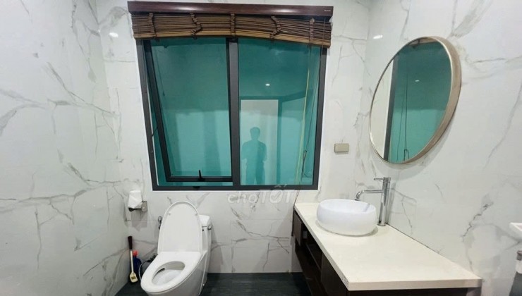 Cho thuê nhà ngõ ô tô làm văn phòng, KD online, ở GĐ phố Trường Chinh, 4 tầng, 80m2, 4N, 3 WC, Full nội thất